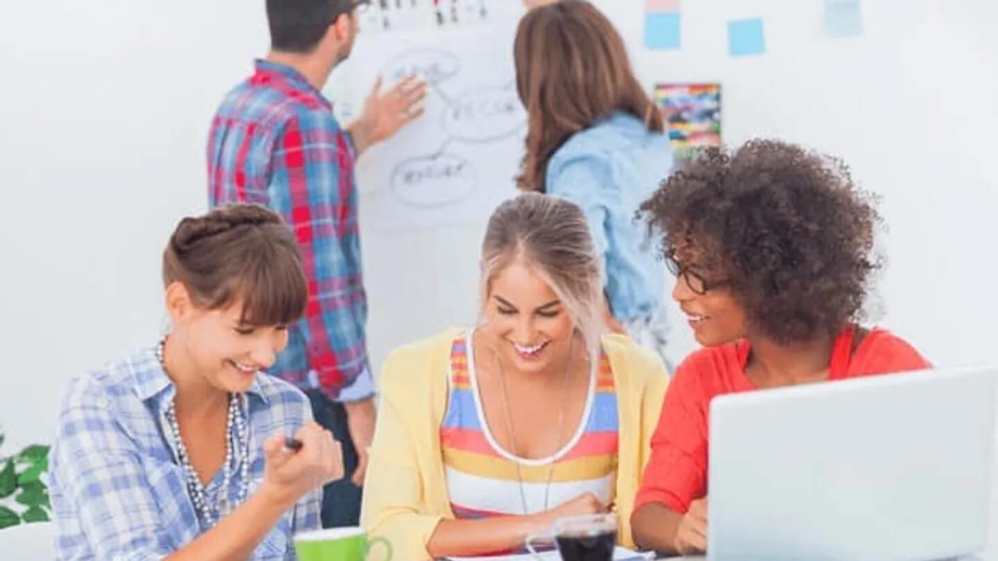 online shopping jobs tipped to grow Mozo